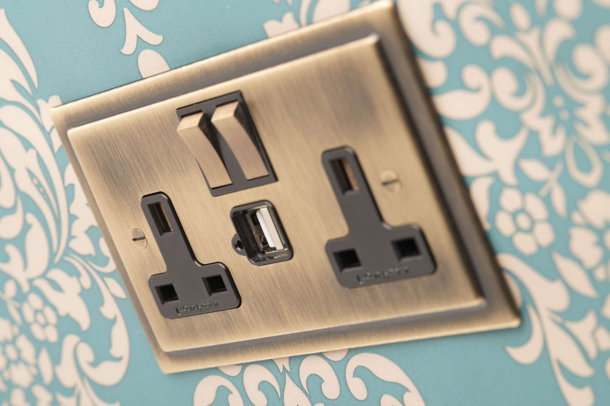 Heritage Collection Integrated USB socket 