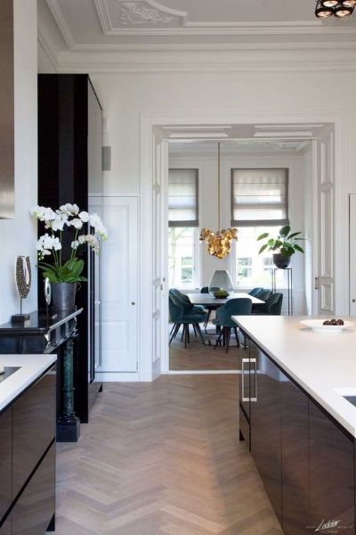 High-ceilings-and-symmetry Kitchen in Georgian House
