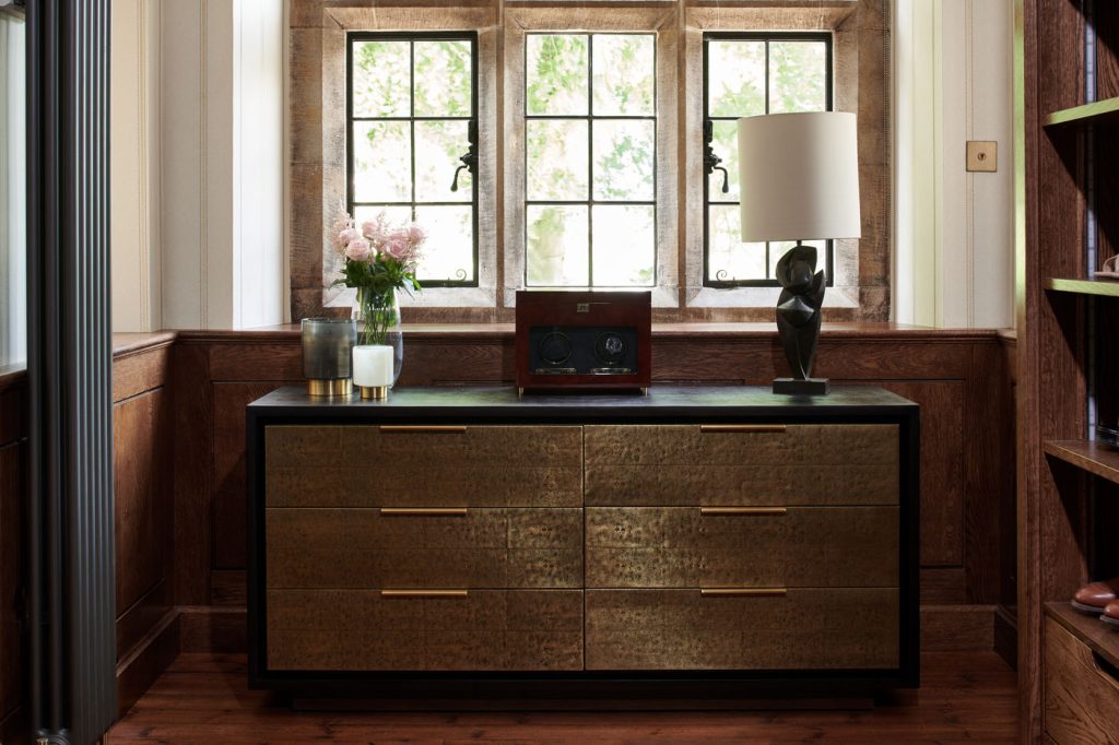 cotswold-country-house-dressing-room-04