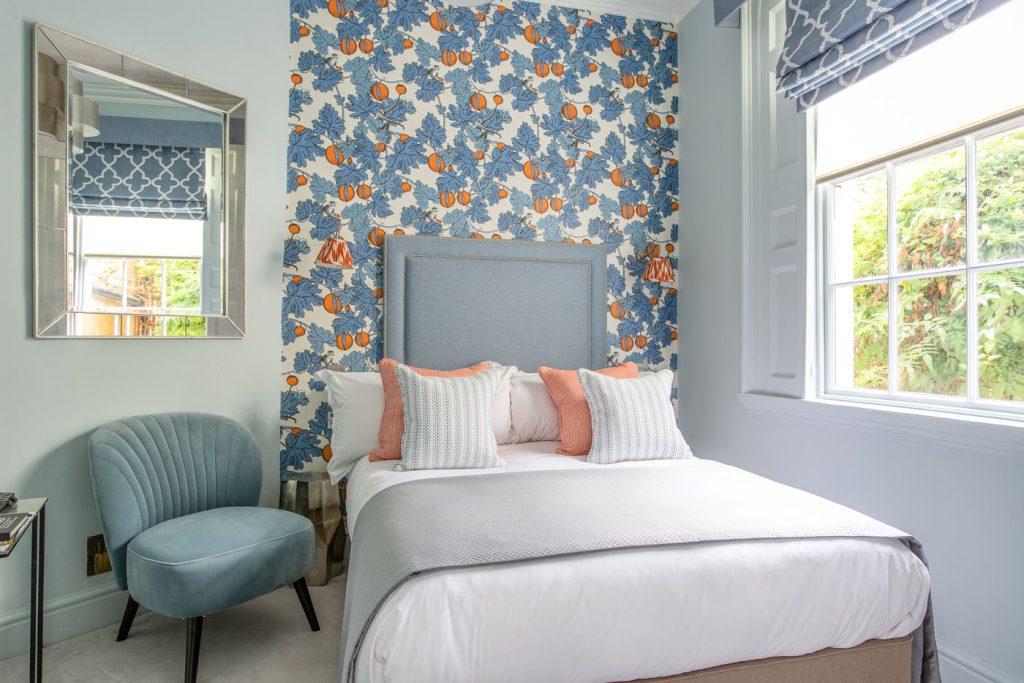 georgian-house-hotel-room-03-08