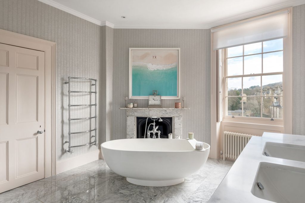 grade-i-listed-townhouse-bathroom-07
