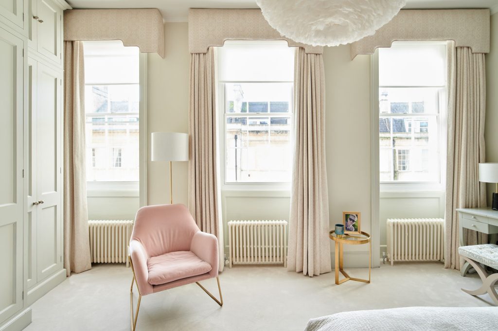 grade-i-listed-townhouse-bedroom-03