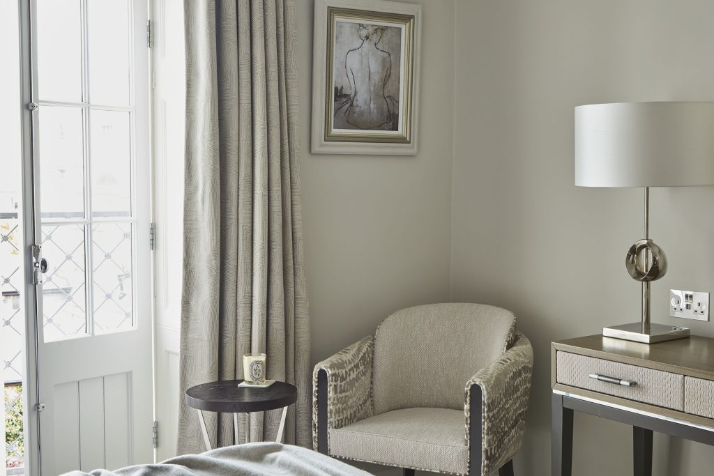 Contemporary-Townhouse-His-BedRoom