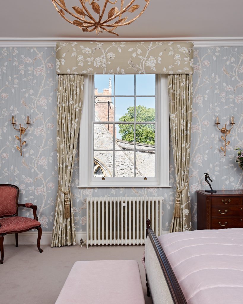 Georgian-rectory-guest-bedroom-pink-and-blue